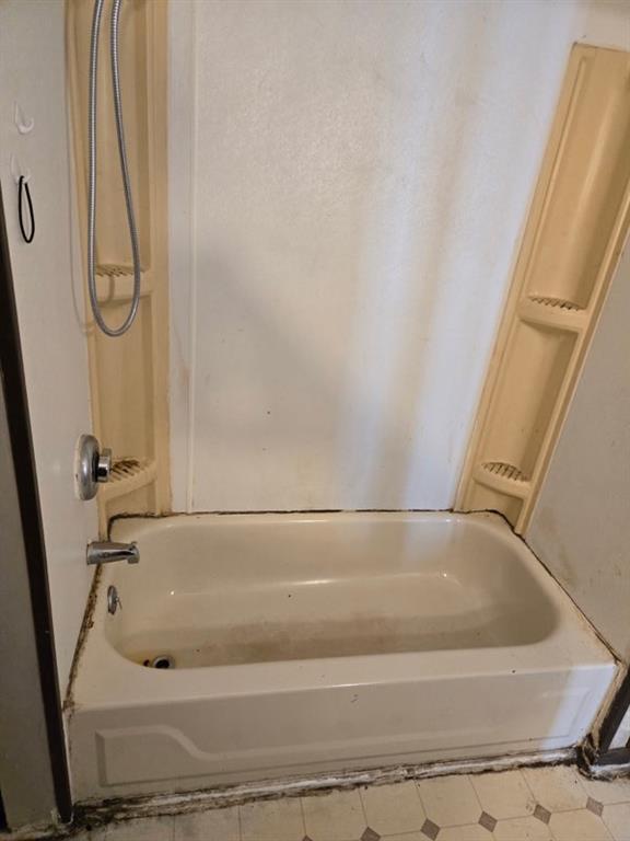 826 Ellinwood Street Property Photo 14