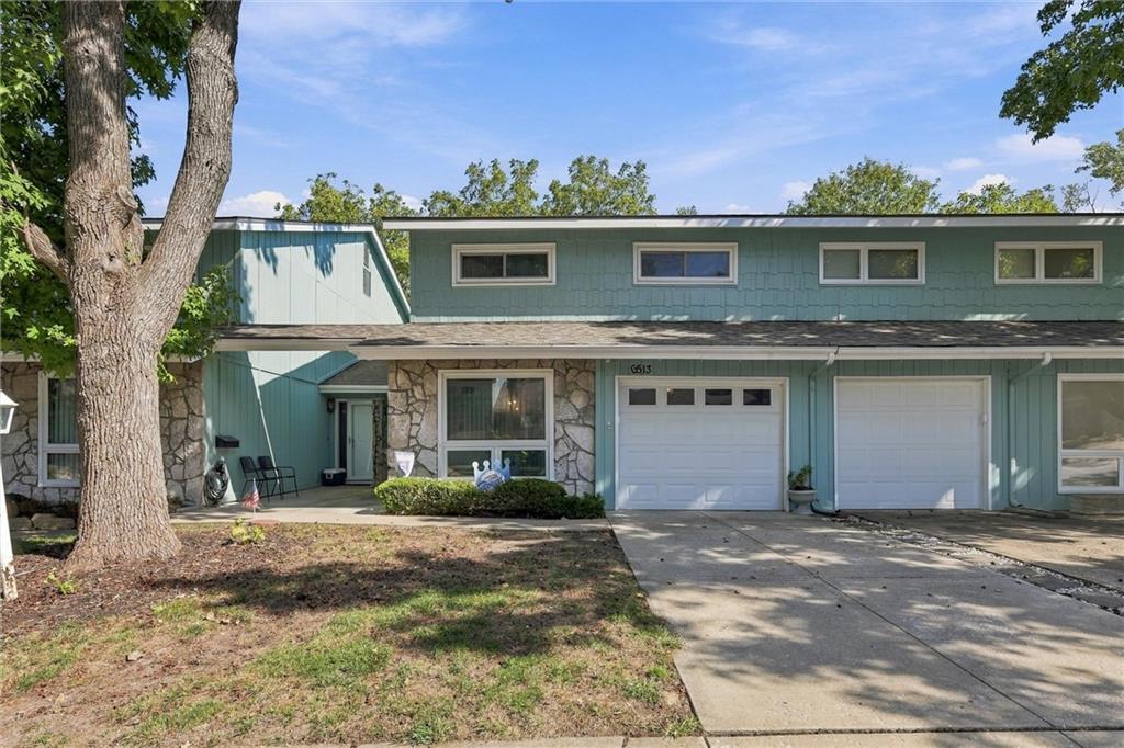 6513 W 49th Street Property Photo 1