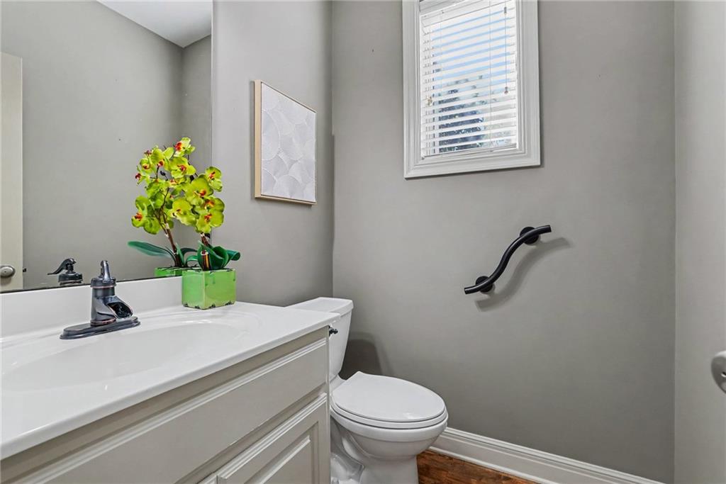 15917 Ballentine Street Property Photo 5