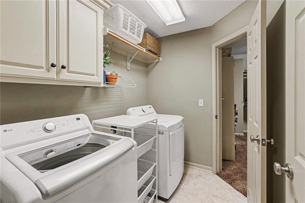 15917 Ballentine Street Property Photo 17