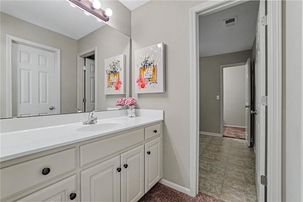 15917 Ballentine Street Property Photo 20