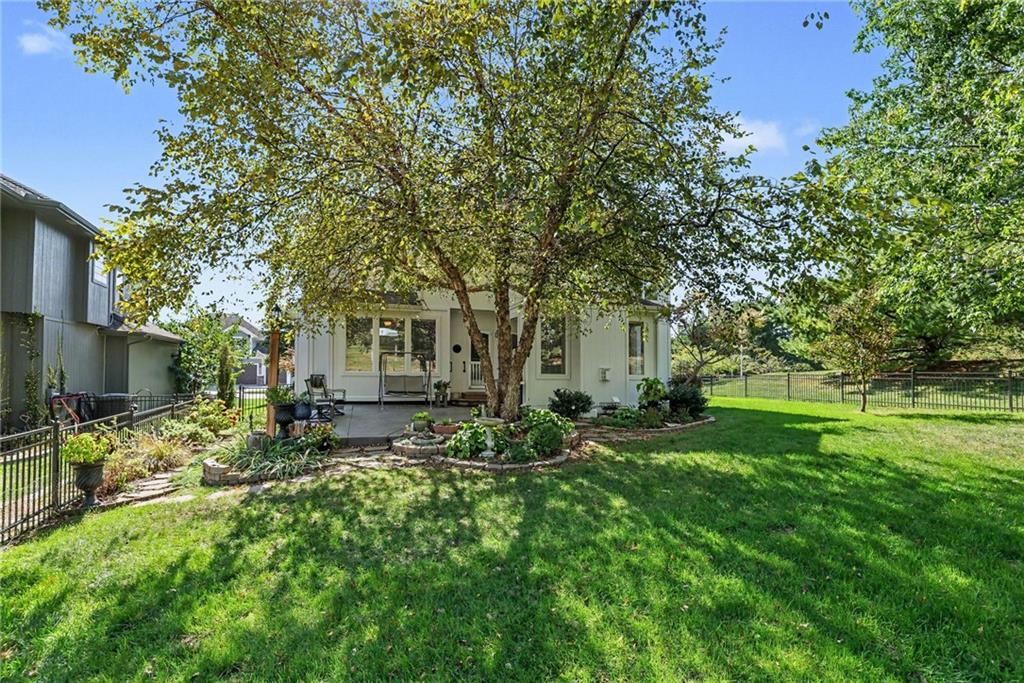 15917 Ballentine Street Property Photo 37