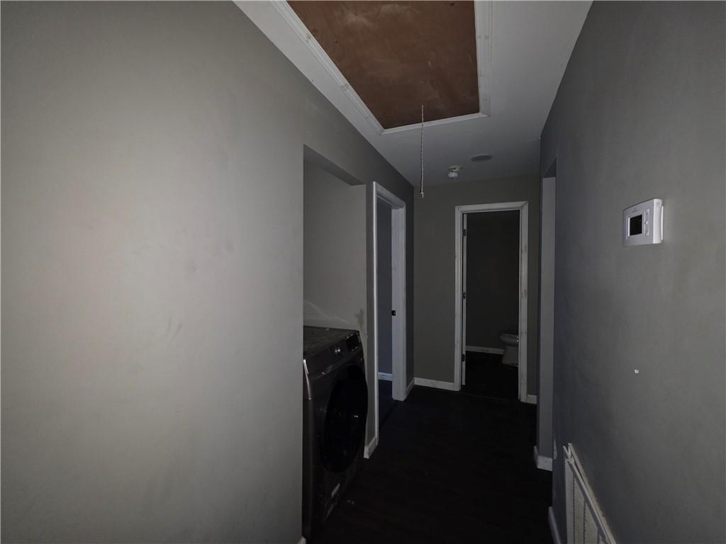 221 E 2nd Avenue Property Photo 4