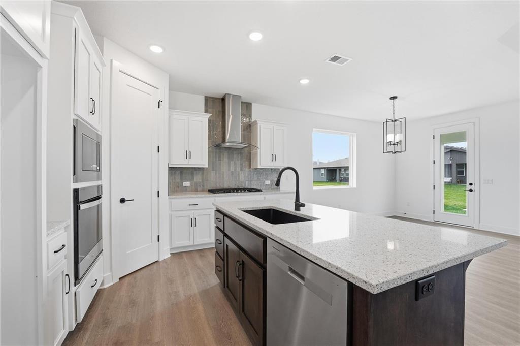 17698 Jubilee Street Property Photo 1