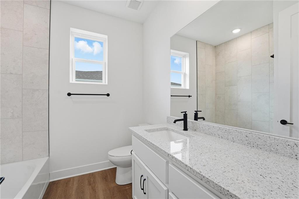 17698 Jubilee Street Property Photo 5