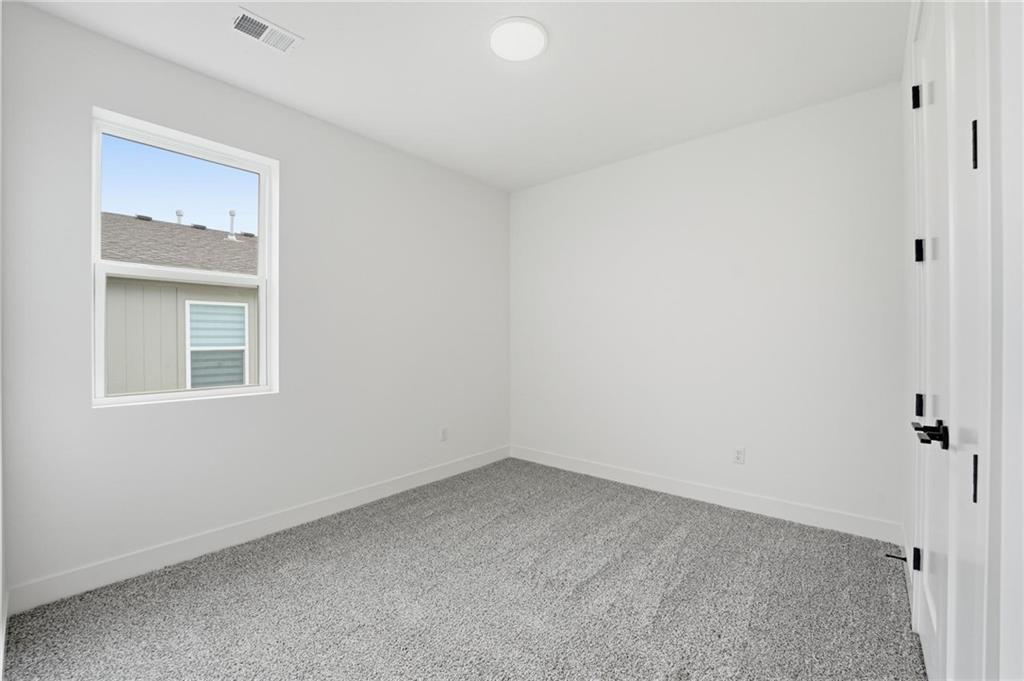 17698 Jubilee Street Property Photo 6
