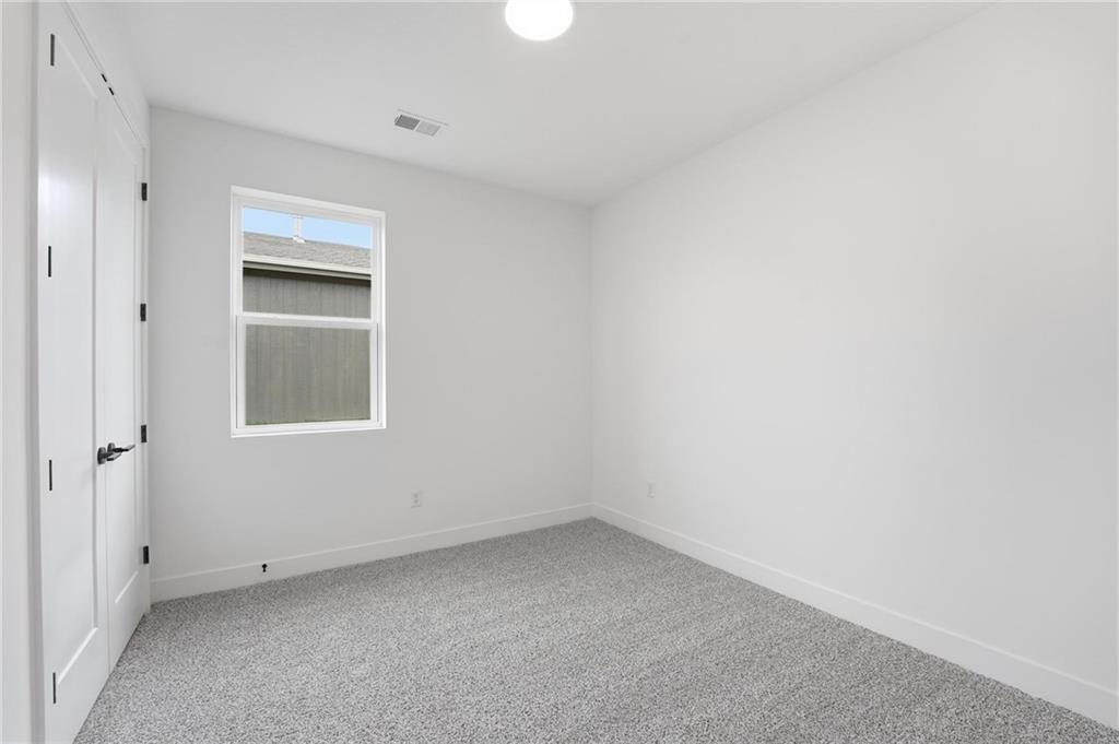 17698 Jubilee Street Property Photo 10