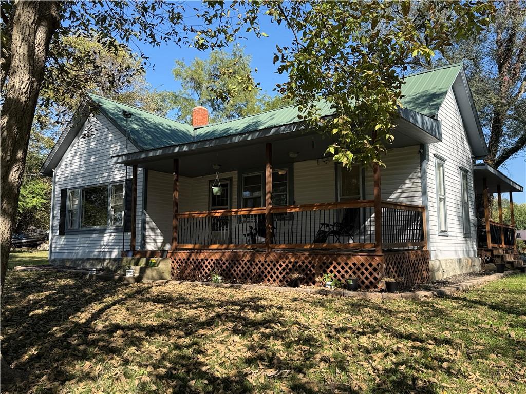 80 S Douglas Street Property Photo 1