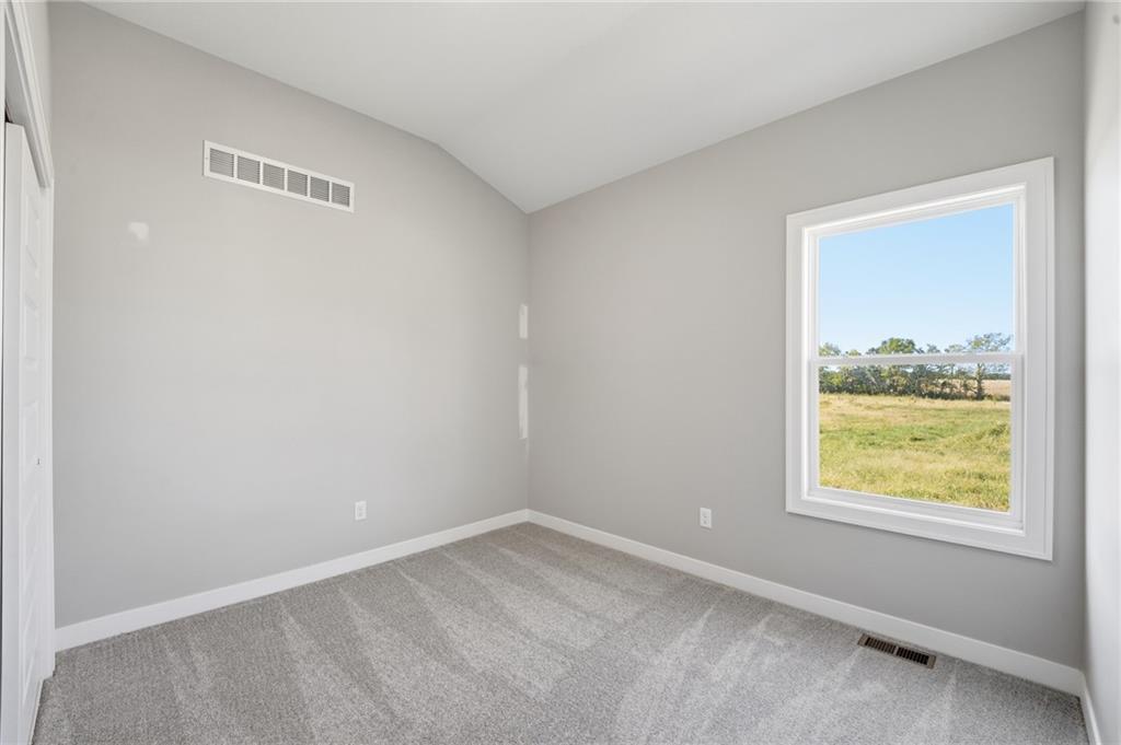 18585 W 195th Street Property Photo 24
