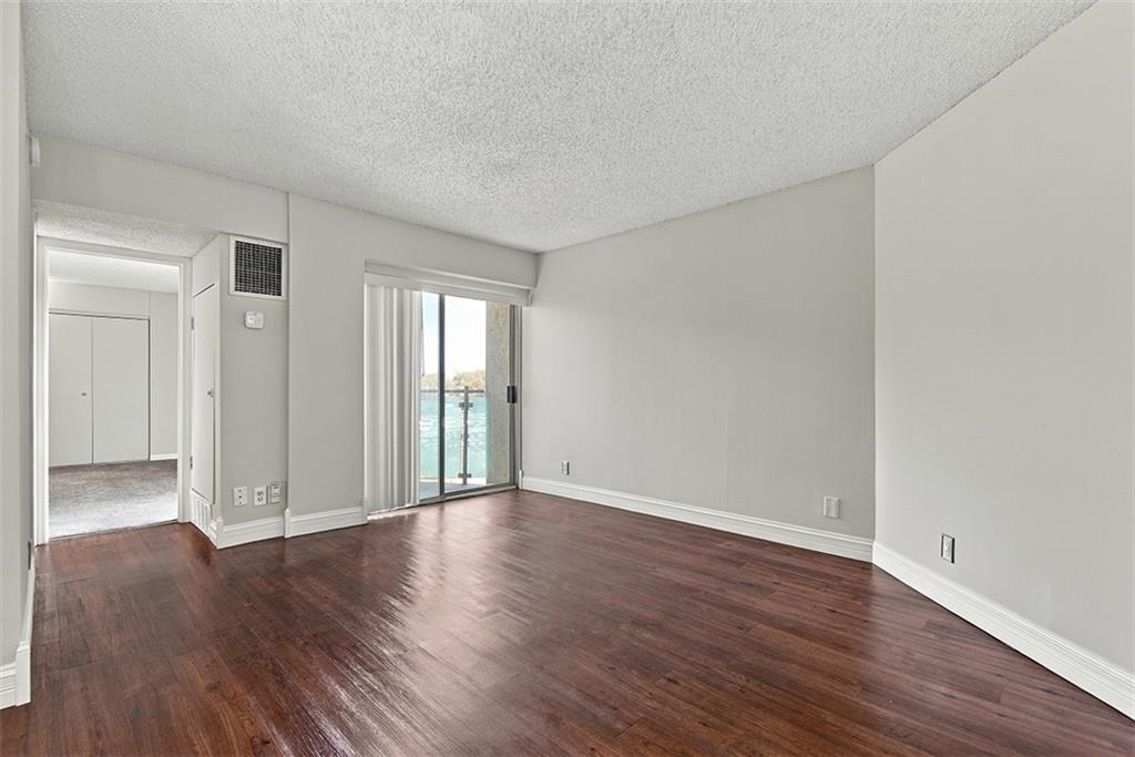3838 Rainbow Boulevard Property Photo 3