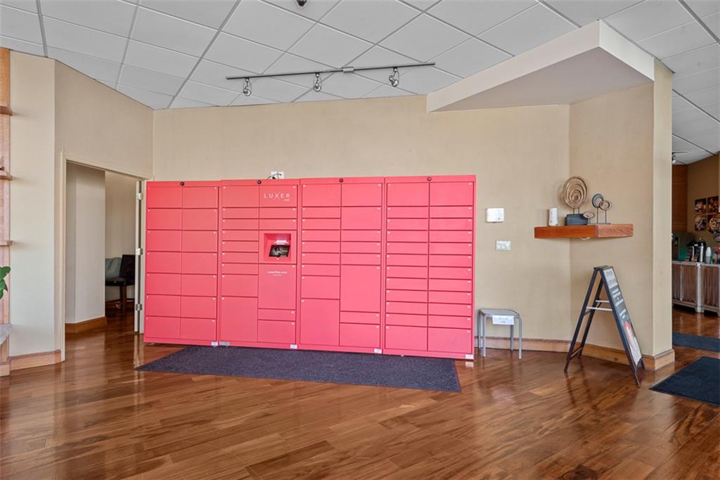 3838 Rainbow Boulevard Property Photo 25