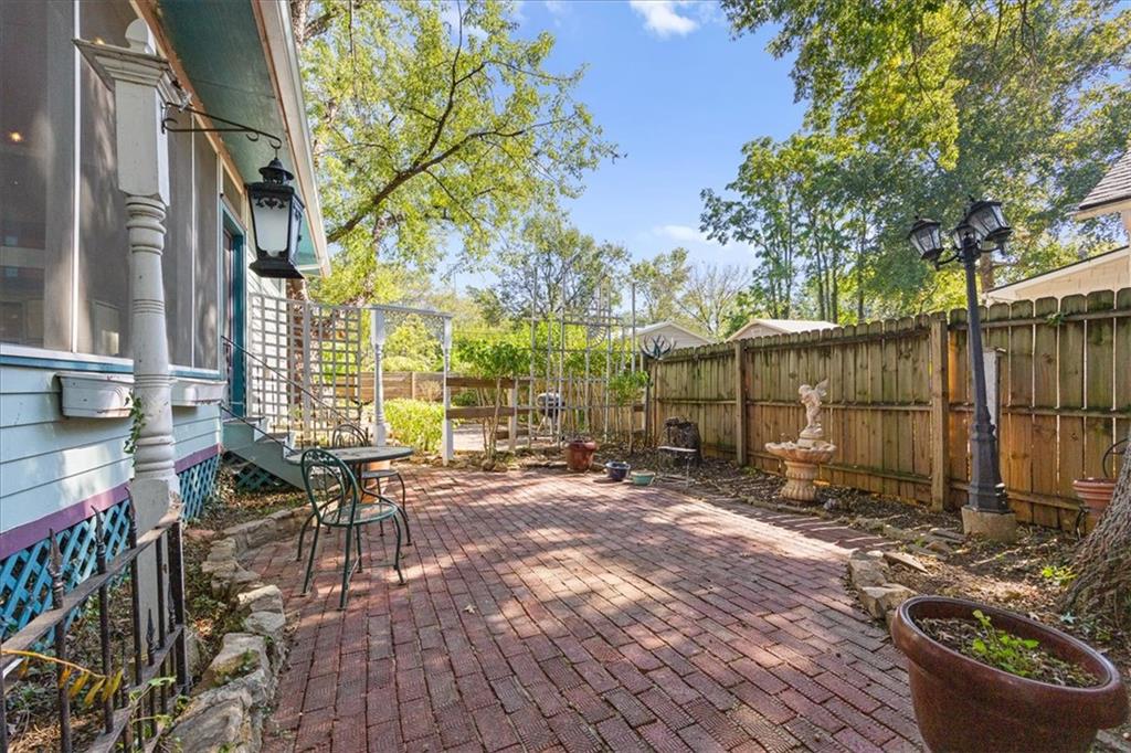 403 S Mulberry Street Property Photo 32
