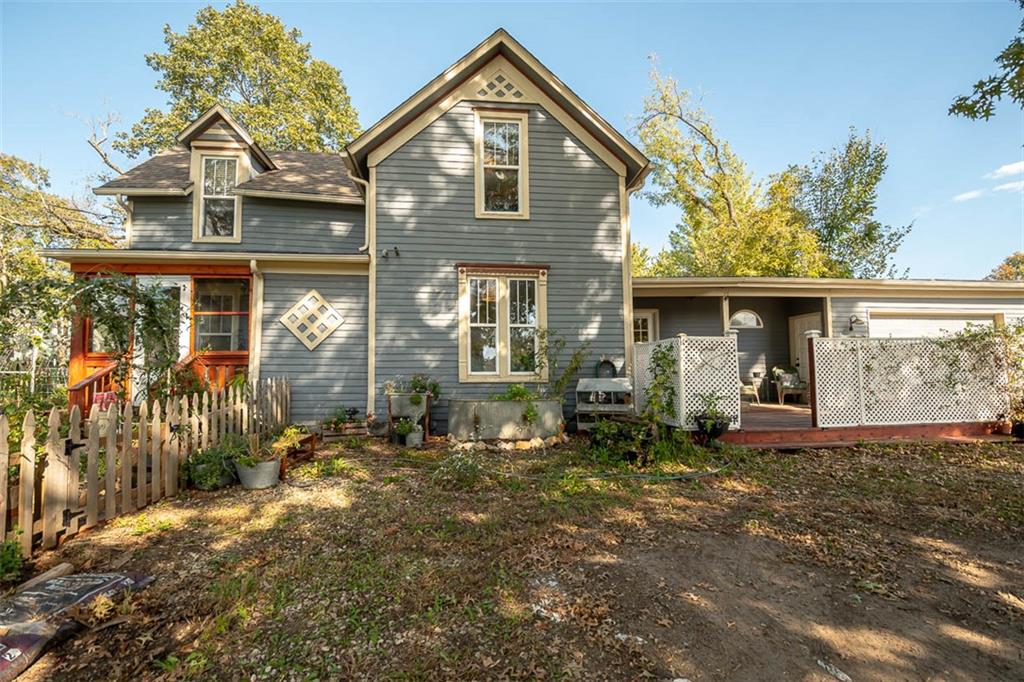 418 5th Street Property Photo 1