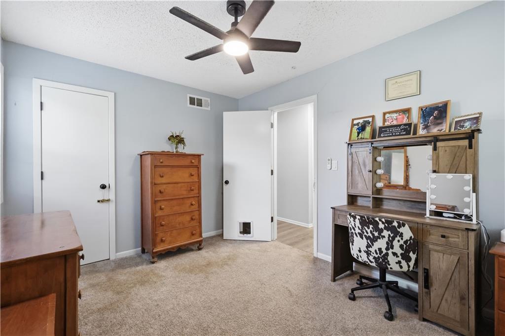 214 Cedarlane Drive Property Photo 14