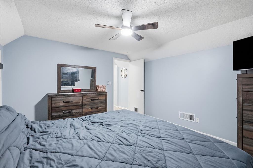 214 Cedarlane Drive Property Photo 17