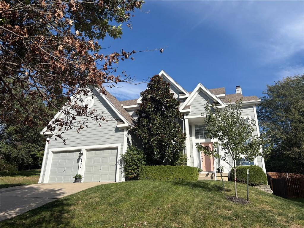 5727 N Ames Avenue Property Photo 1