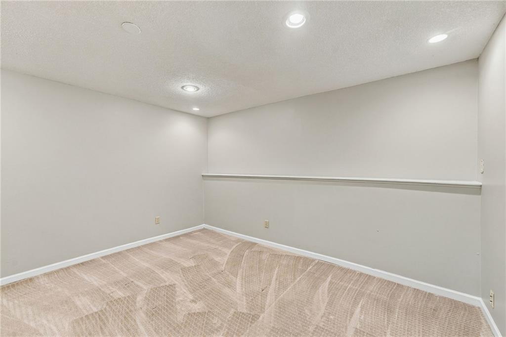 8221 W 152nd Terrace Property Photo 59