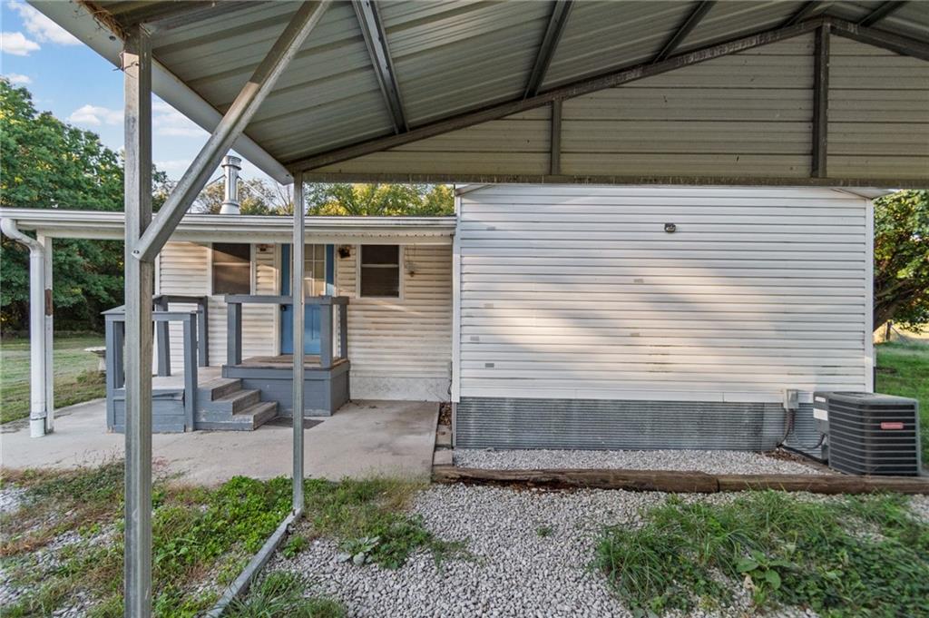 24071 Iguana Road Property Photo 3