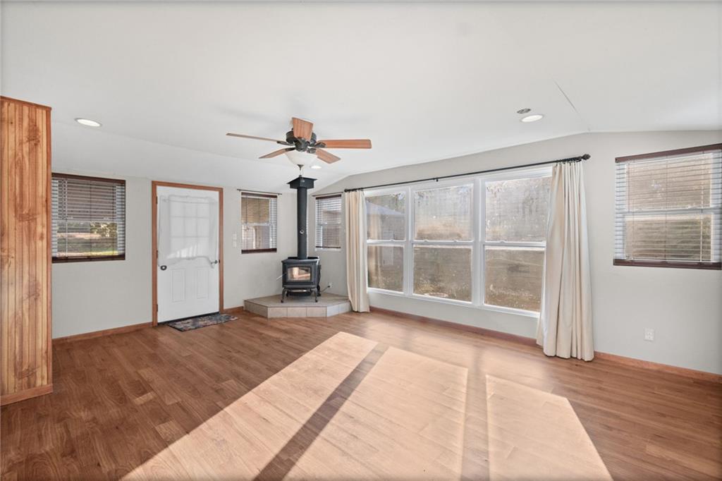 24071 Iguana Road Property Photo 6