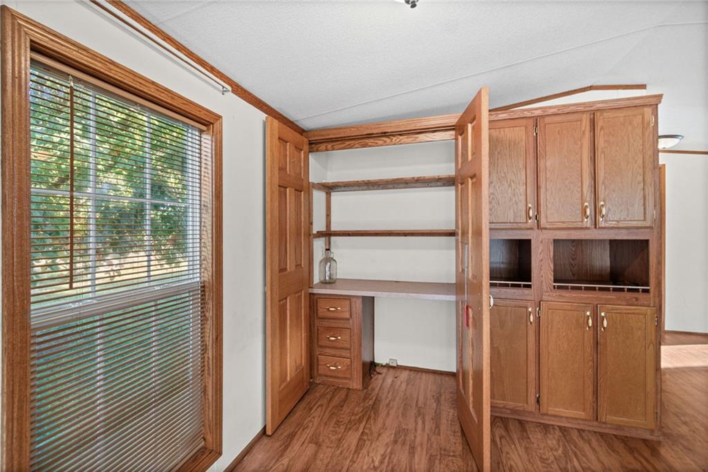 24071 Iguana Road Property Photo 14