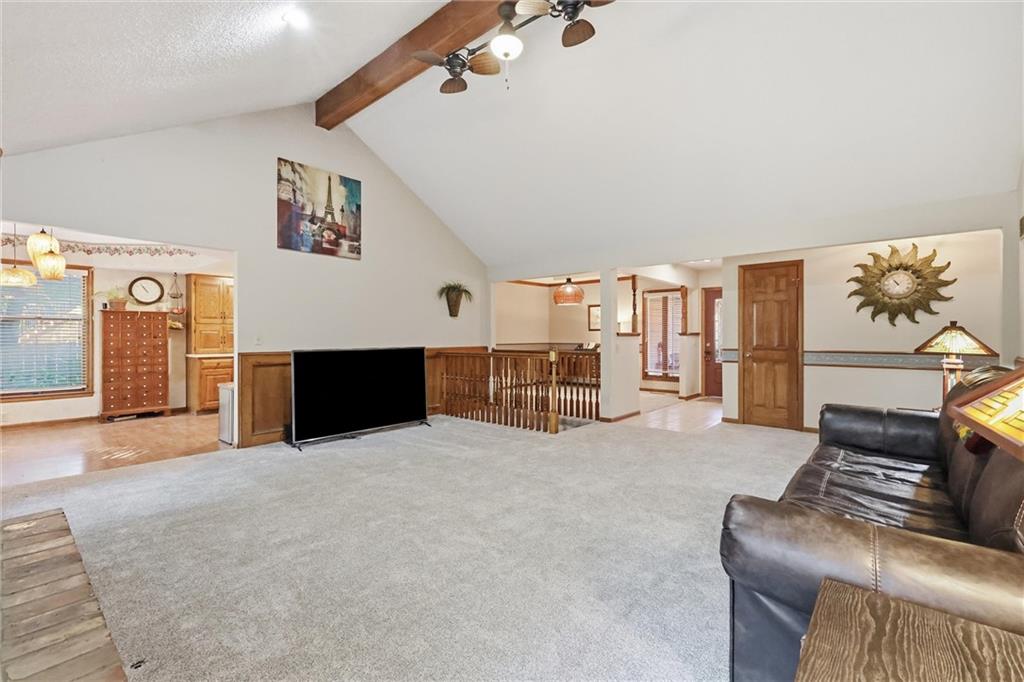 6911 N Flora Avenue Property Photo 7