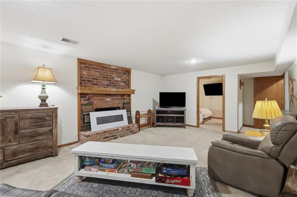 6911 N Flora Avenue Property Photo 27