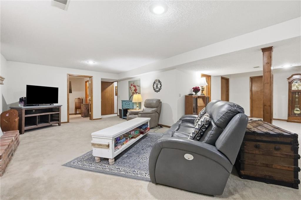 6911 N Flora Avenue Property Photo 30