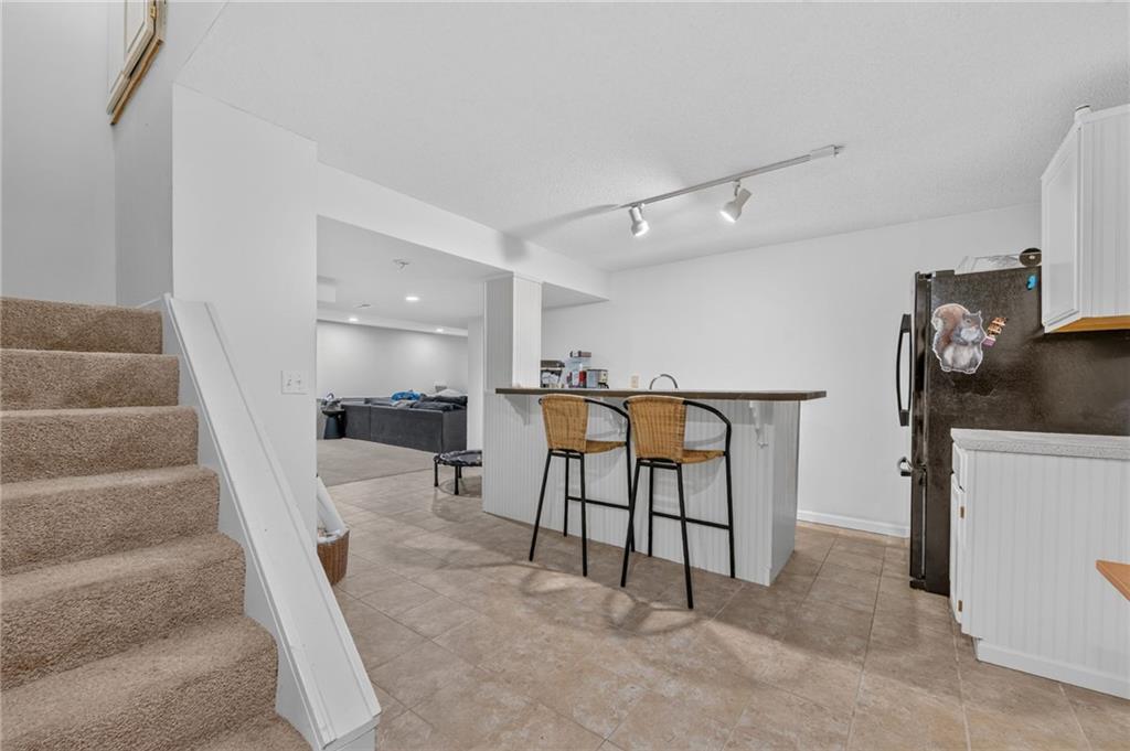 8205 W 153rd Street Property Photo 42