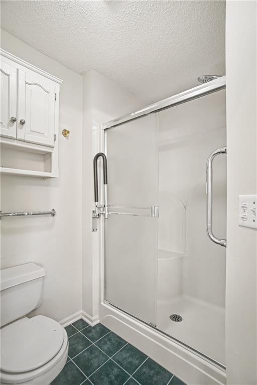 24909 E Blue Mills Road Property Photo 23
