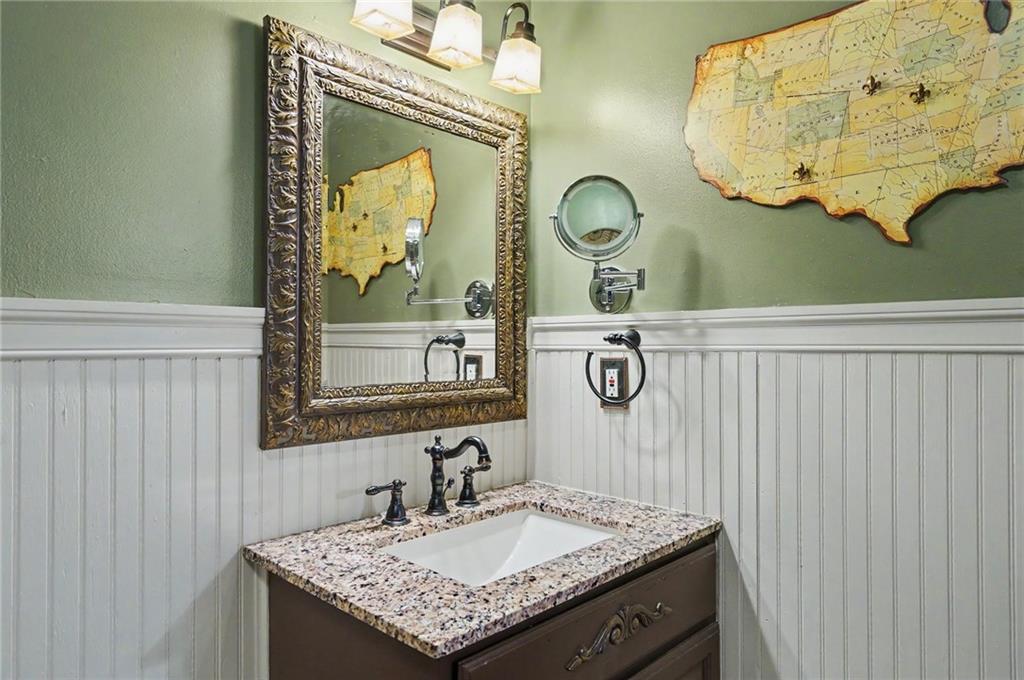 618 E 1714 Road Property Photo 47