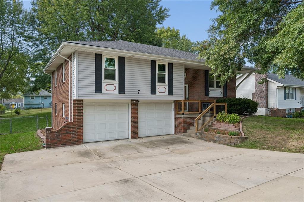 7 Ne 80th Street Property Photo 2