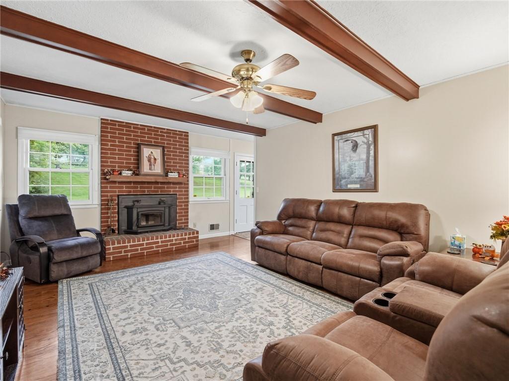 14301 E 44th Street Property Photo 9