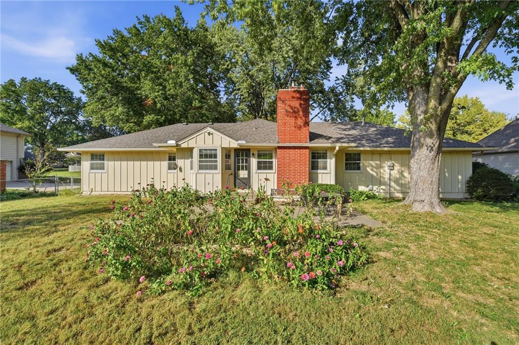 14301 E 44th Street Property Photo 36
