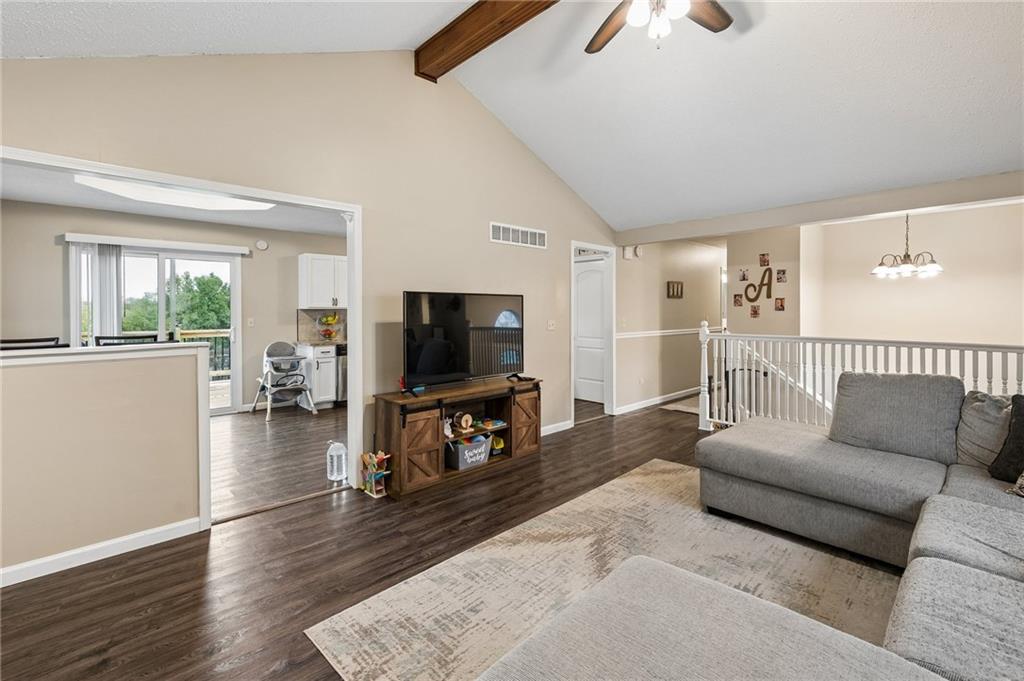 1432 Nw Yankee Drive Property Photo 6