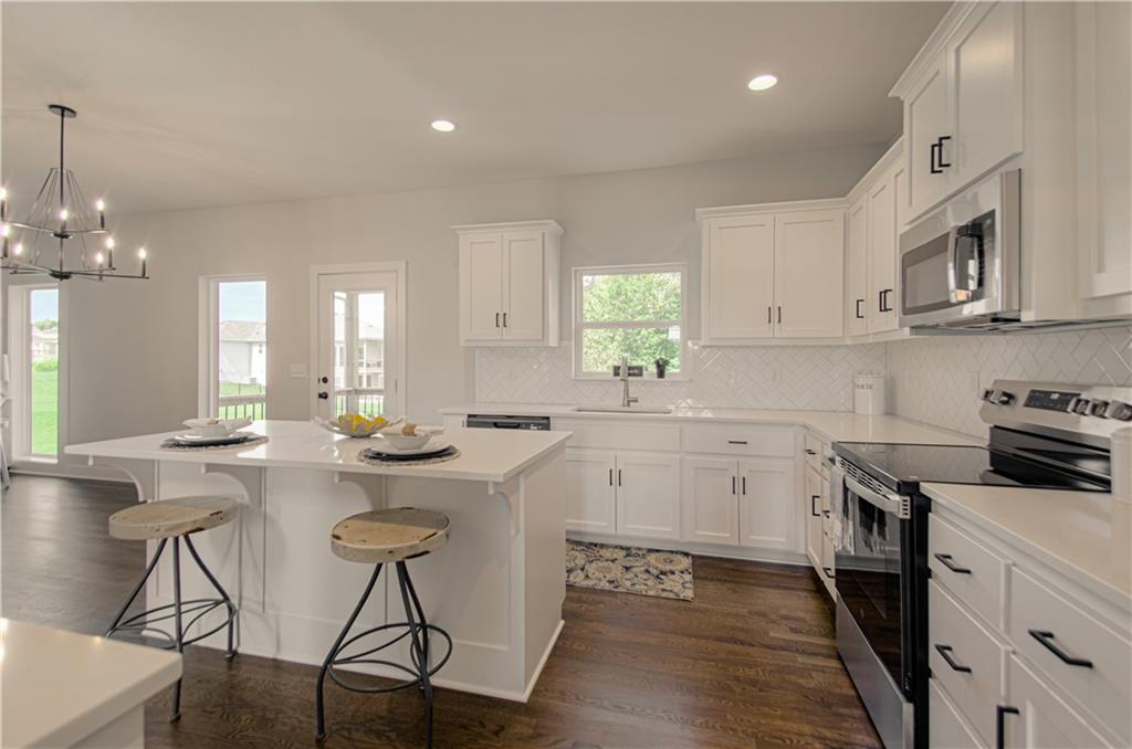 1105 Halle Drive Property Photo 13