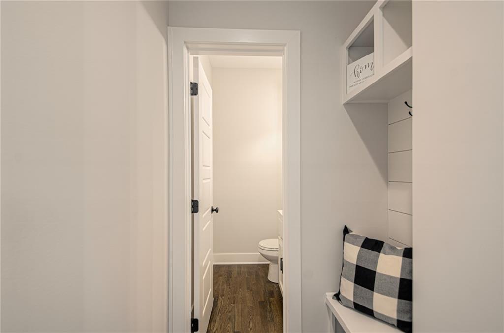 1105 Halle Drive Property Photo 14