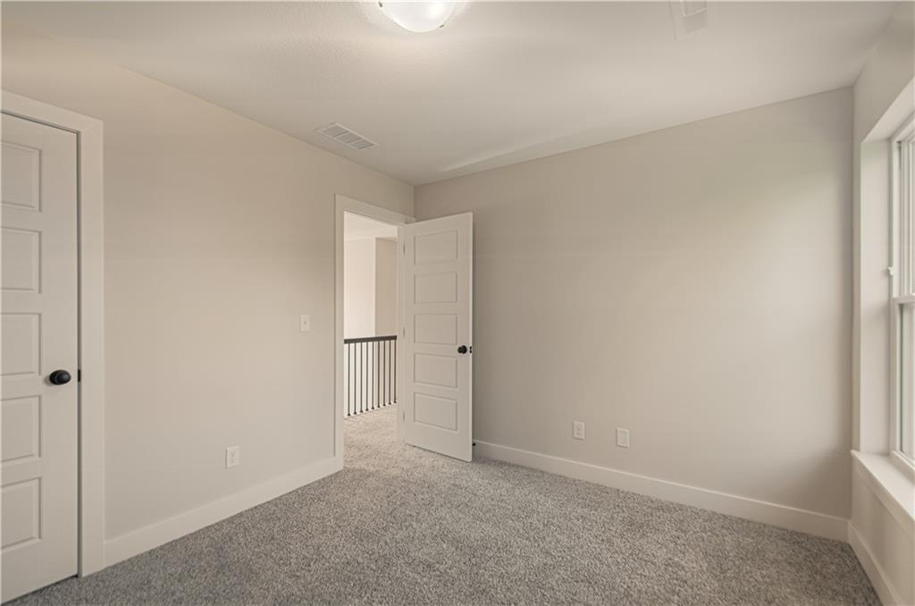 1105 Halle Drive Property Photo 28
