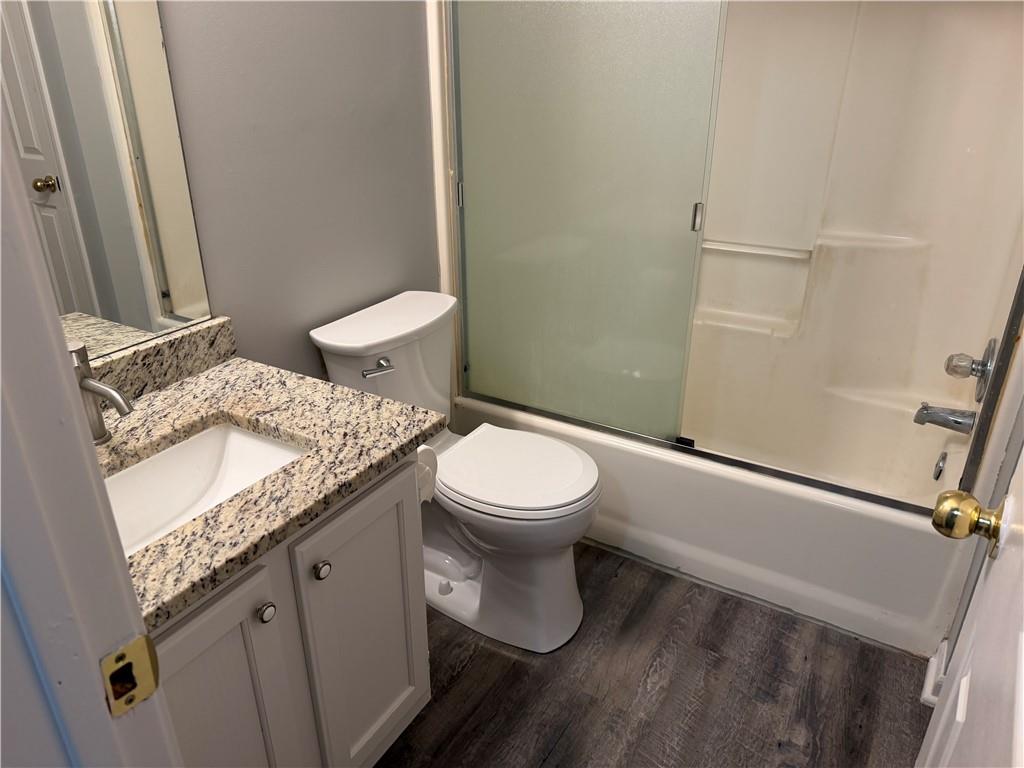1700 W Walnut Street Property Photo 7