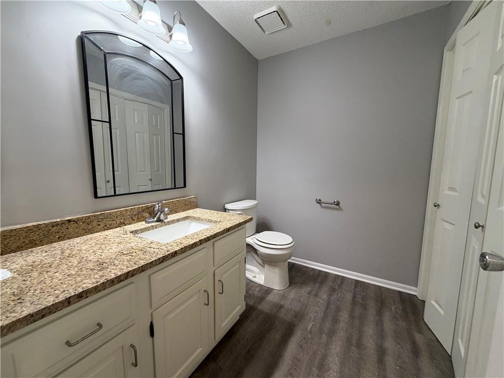 1700 W Walnut Street Property Photo 17