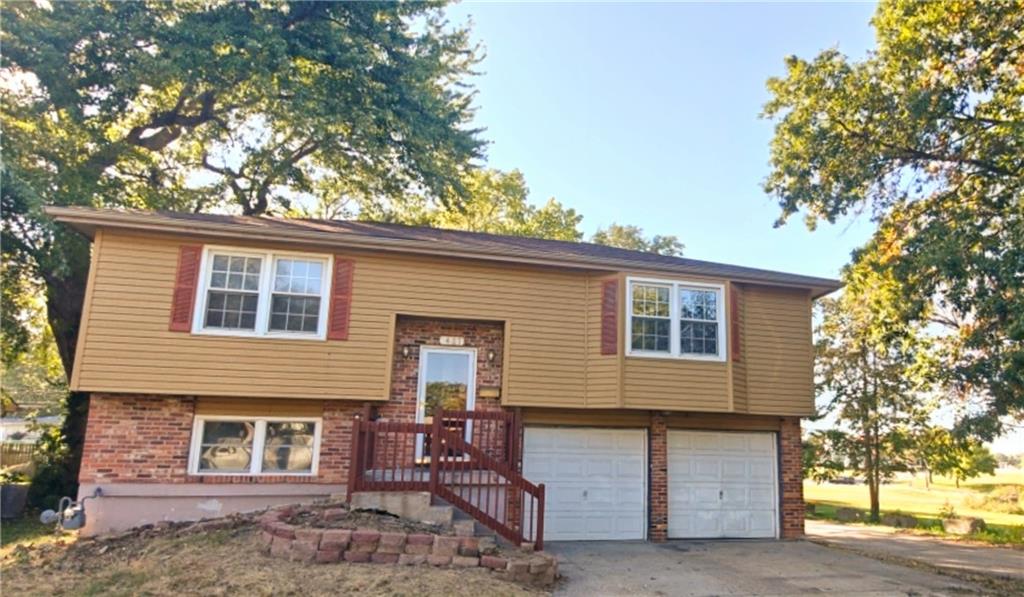 427 N Blake Street Property Photo 1
