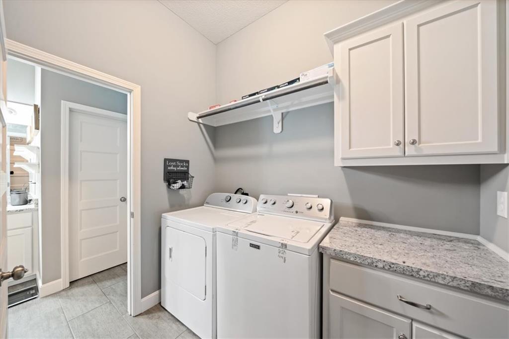 24315 W 91st Place Property Photo 16