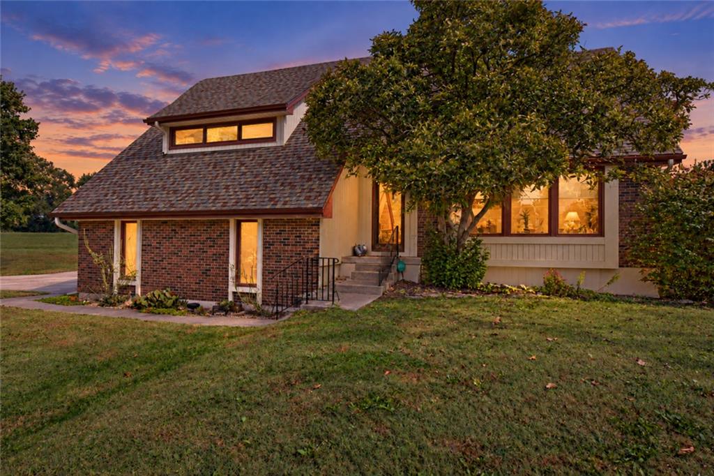 12915 Meadowlark Street Property Photo 2