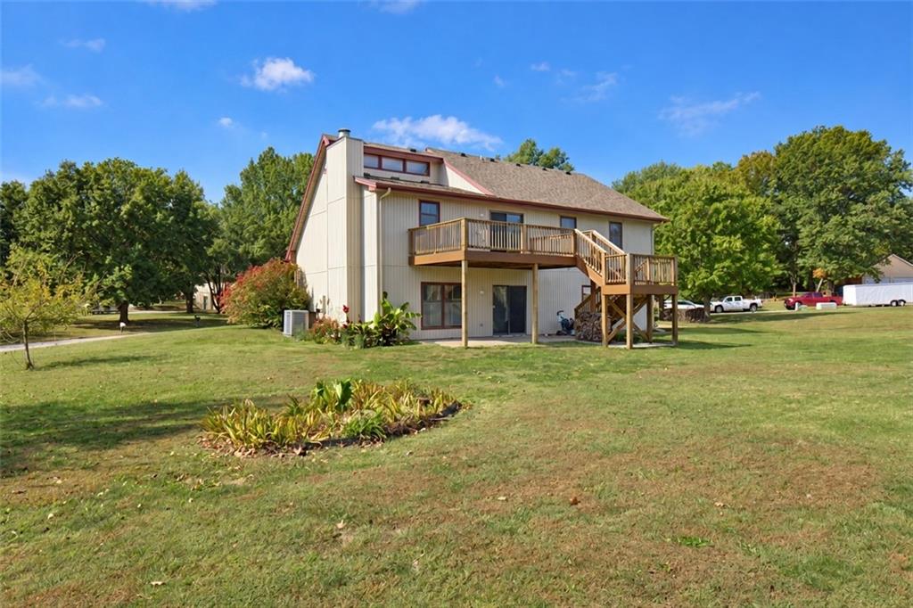 12915 Meadowlark Street Property Photo 5