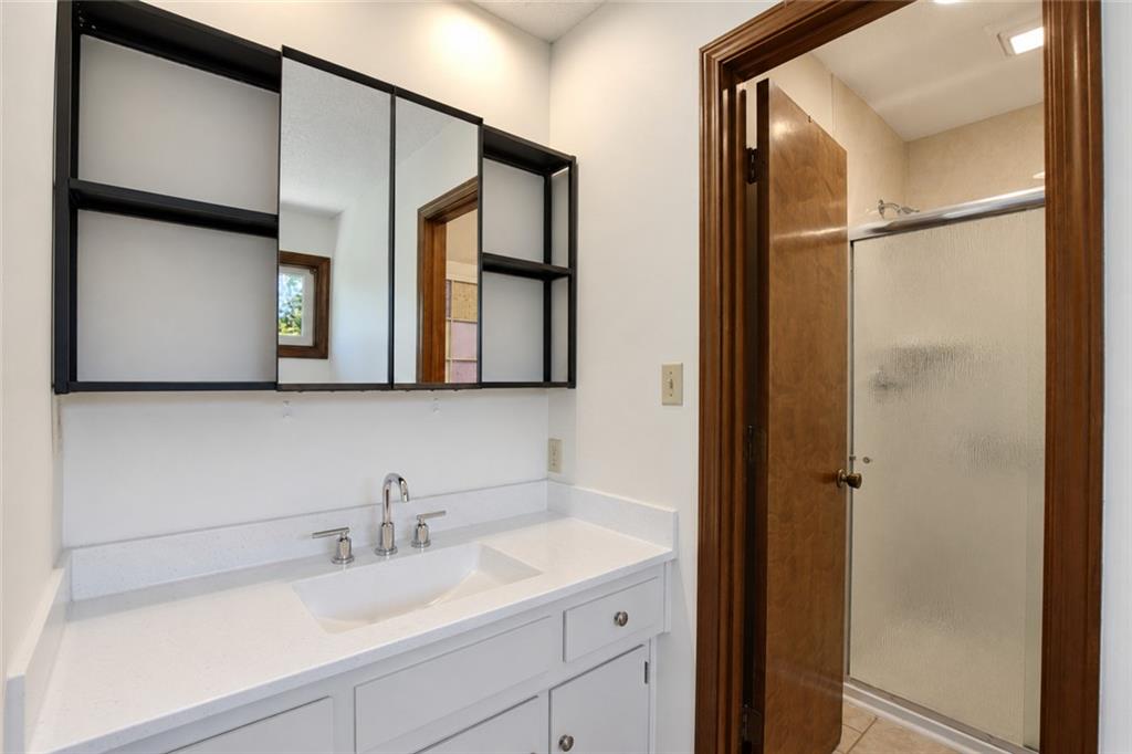 12915 Meadowlark Street Property Photo 17