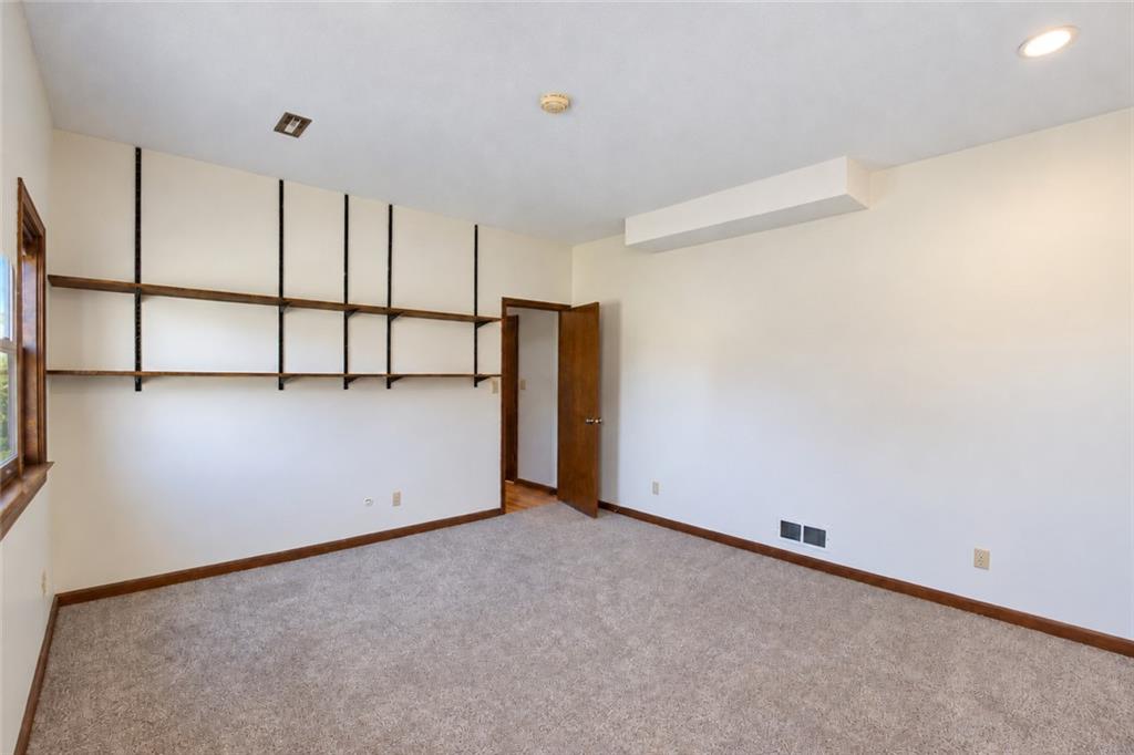12915 Meadowlark Street Property Photo 22