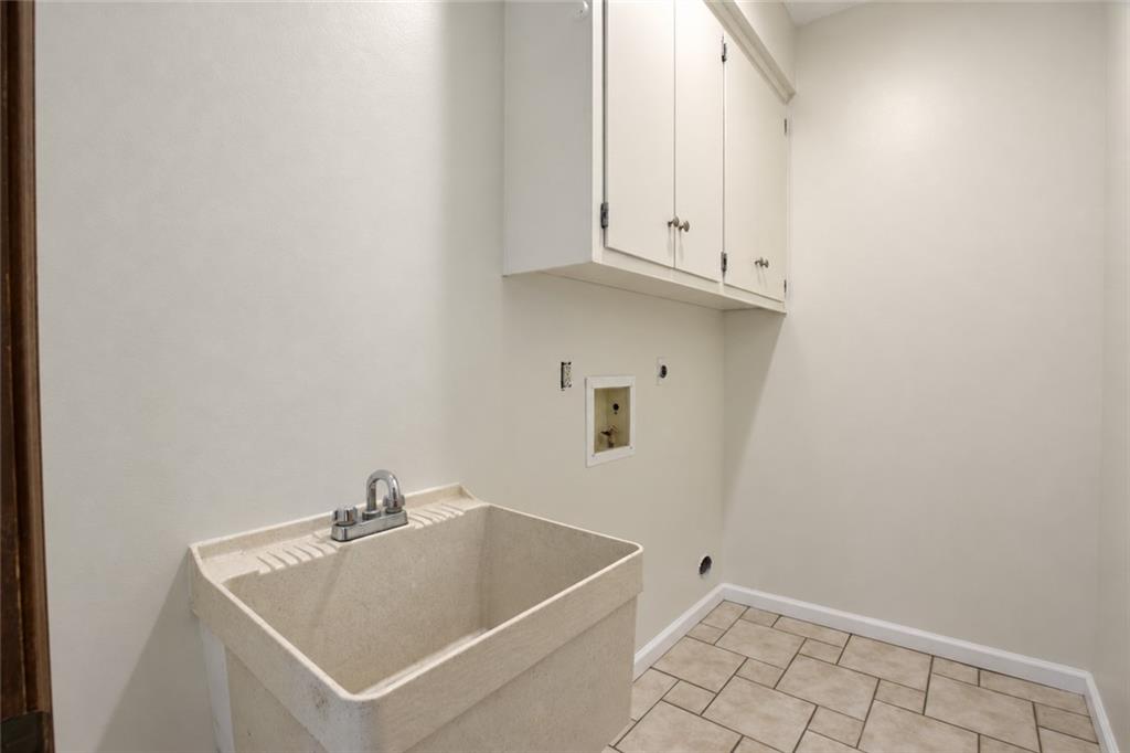 12915 Meadowlark Street Property Photo 26