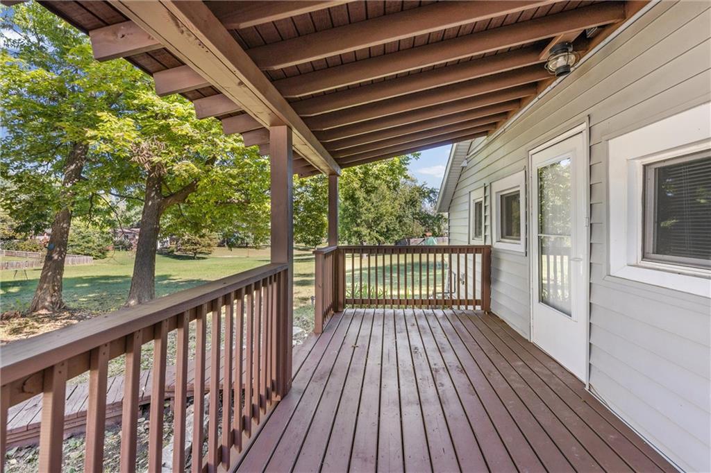 704 N Ann Street Property Photo 4