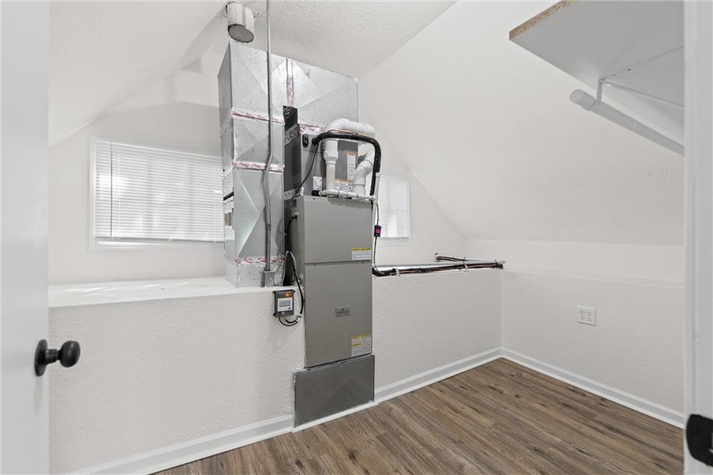 704 N Ann Street Property Photo 30