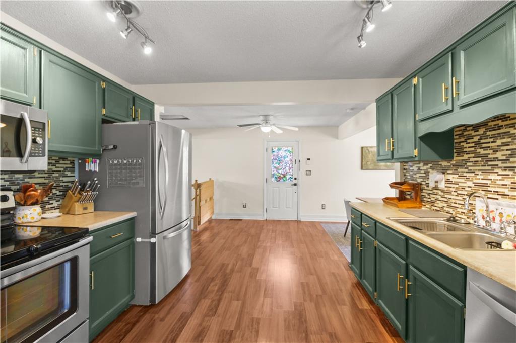 203 Sw Mcclendon Drive Property Photo 10