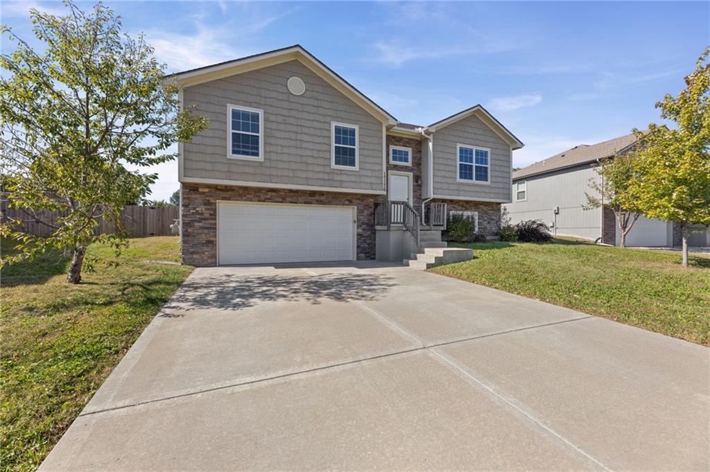 17176 S Kill Creek Road Property Photo 2